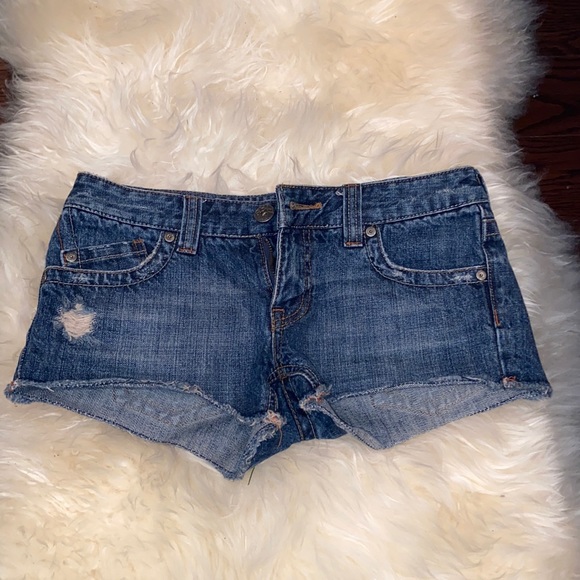 Roxy super short shorts - Picture 3 of 3